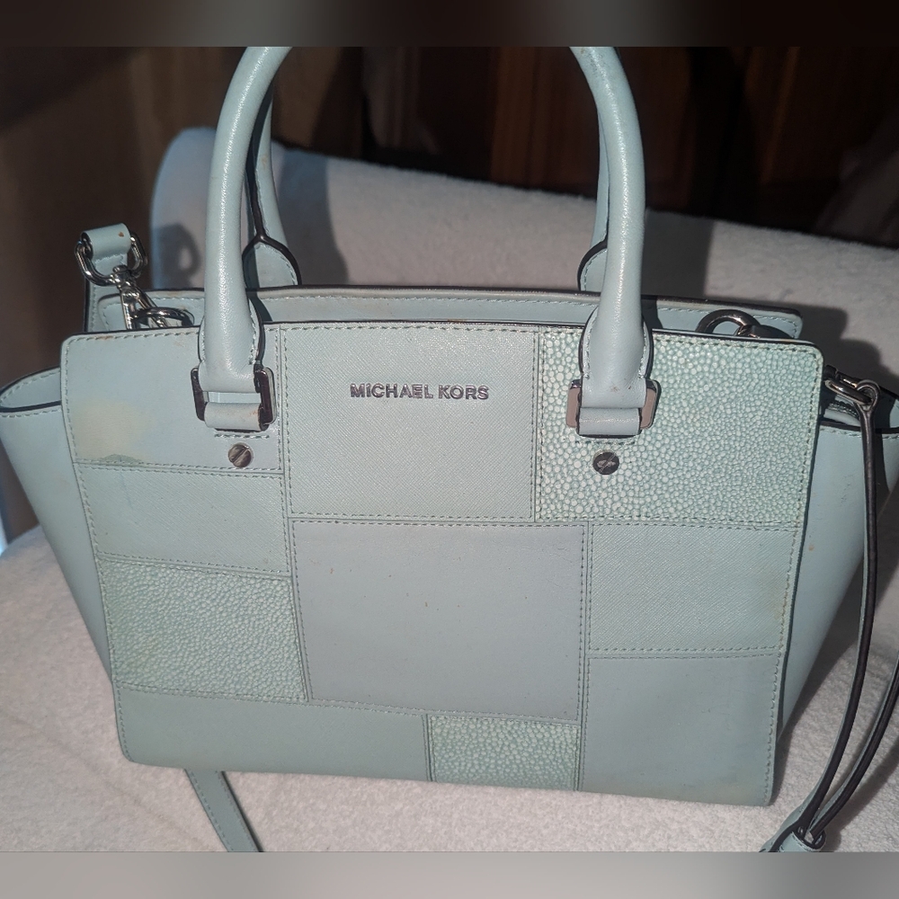 Michael Kors Selma Caledon Blue Satchel with Structured Design. - Picture 4 of 15